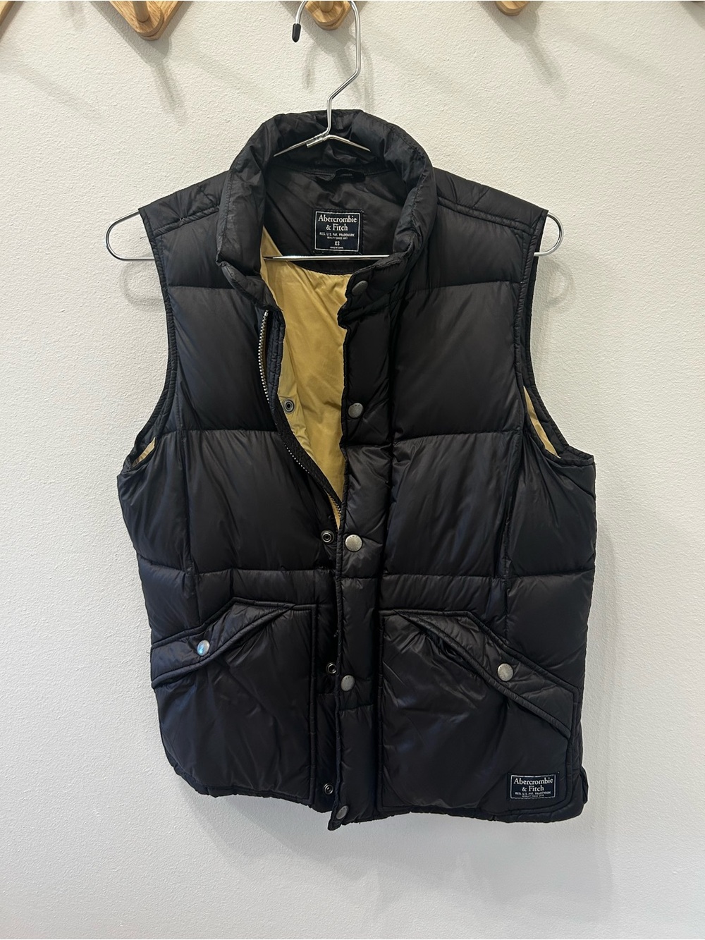 Y2K Abercrombie and fitch down vest